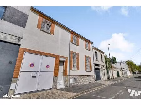maison 7 pièces 193 m²
