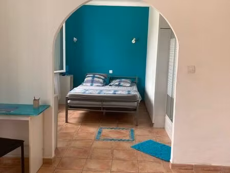 jolie chambre de 25m2dans villa proche toulon location au mois ou plus