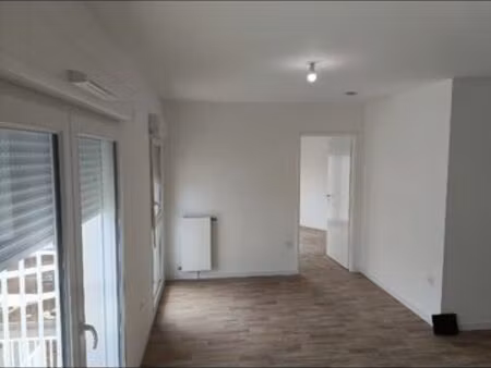 apparemment meublé location