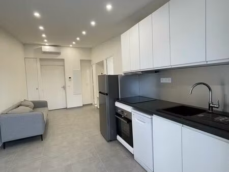 2 pièces avec balcon