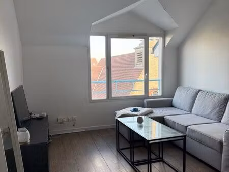 t2 meublé parfaitement situé