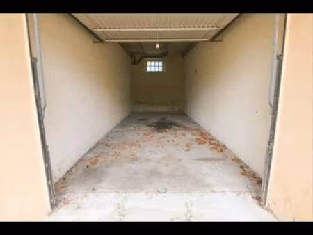 box garage