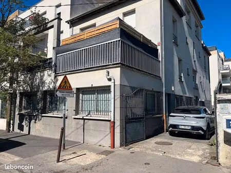 bureaux 75 m² villepinte