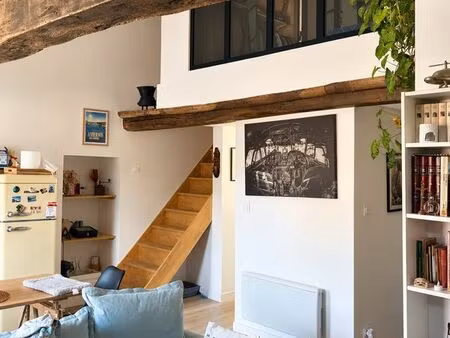 duplex de charme meublé – coup de cœur au cœur historique de saintes