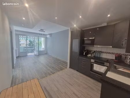grand appartement 80m2 avec terrasse vue mer - idéal professions libérales