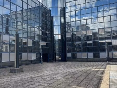 bureaux à louer proche de toute commodité