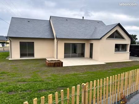 à louer à l’année maison