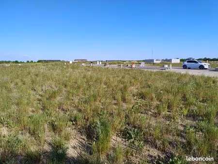terrain 450 m² la jarne