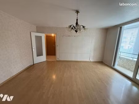 appartement 4 pièces 77 m²