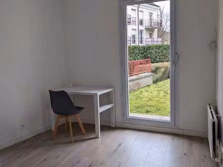 location pièce au sein d'un cabinet