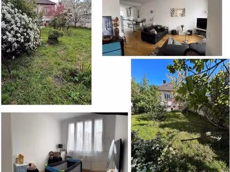 maison avec garage  jardin sans vis à vis sur terrain de 334m2