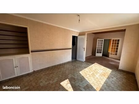 maison 7/8 pièces à vendre sur bourg la reine centre ville