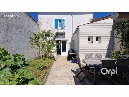 maison 3 pièces 104 m²