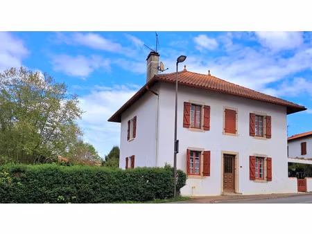 maison contemporaine à vendre à saint-pierre-d'irube