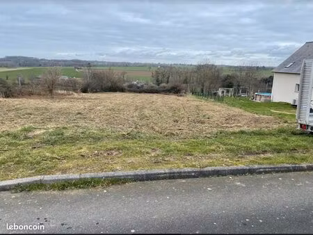 vends terrain constructible 1280m2