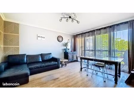 appartement 3 pièces 69 m²