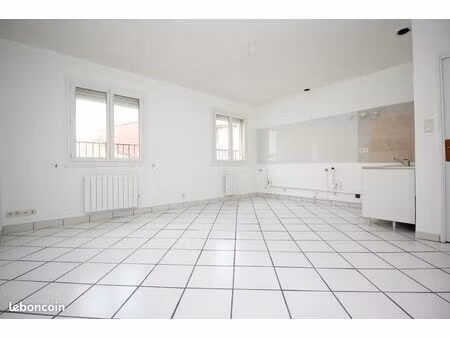 appartement 1 pièce 30 m²