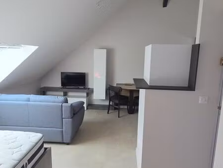 studio meublé
