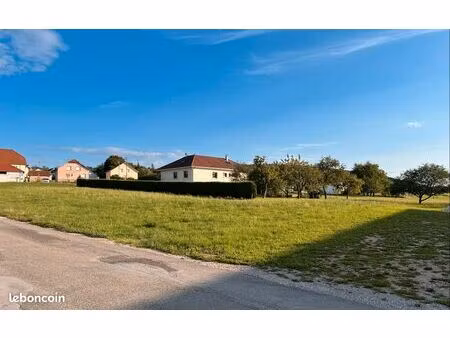terrain constructible 816 m² tarcenay - hors lotissement