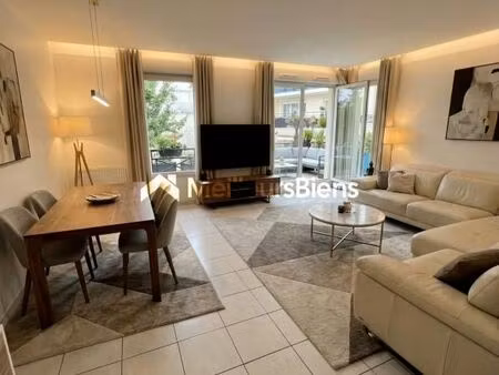 appartement 5 pièces 93 m²