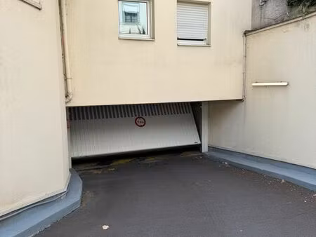 box / parking centre ville rer b antony
