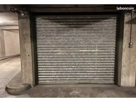 loue parking 18m2 à la garenne-colombes