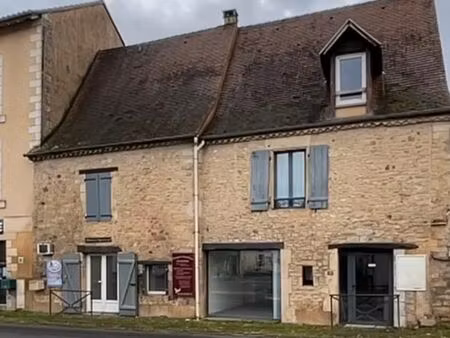 local commercial avec vitrine  bonne visibilité
