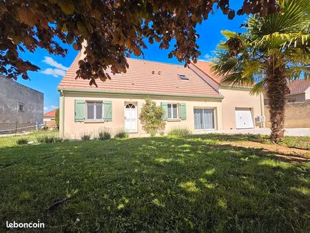 maison 7 pièces 164 m²