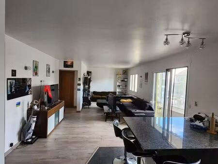 vends appartement t2/3 - 65m²