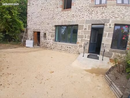 appartement dans maison de ville