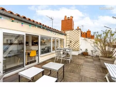 studio avec terrasse