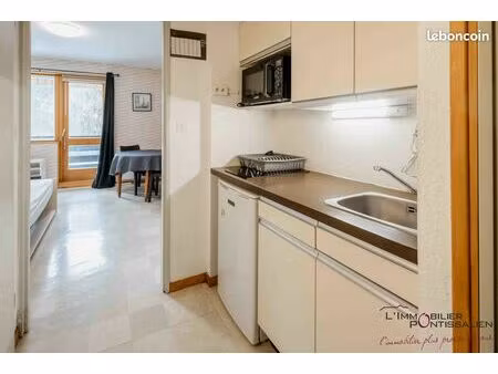 studio 1 pièce 21 m²