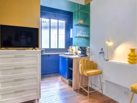 studio neuf idéalement situé