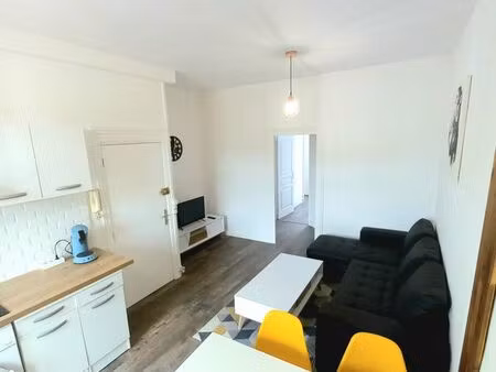 t2 bis meublé avec climatisation et balcon – proche secteur victor hugo / saint-martin – p