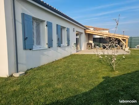 maison à echillais