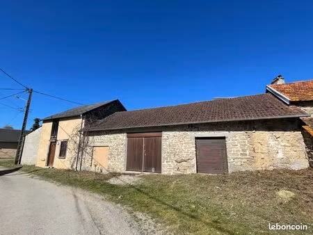 grange et terrain