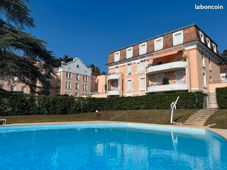 hauteurs de dijon  quartier saint-anne : rare; t2 46 m2 avec jardin  terrasse  piscine et 