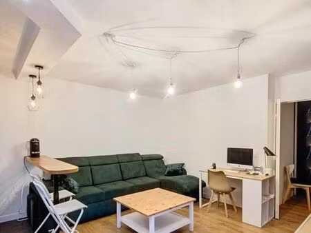 chambre 1 pièce 9 m²