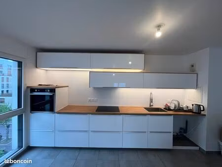 magnifique t4 de 80 m² – lumineux avec balcon – quartier arsenal