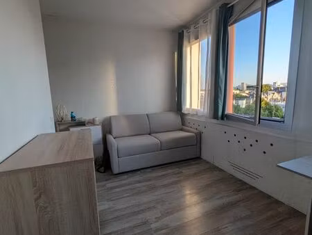 studio meublé
