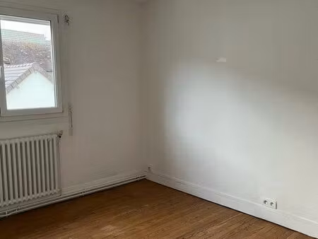 location maison de ville