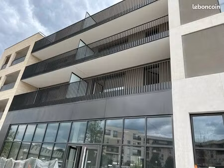 t3 récent 64 m² avec terrasse 10 m² + parking – châtenay-malabry (la vallée)