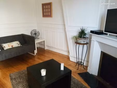 location meublée 2 pièces (42m2) courbevoie bécon