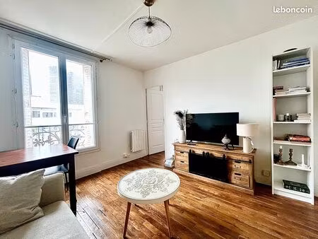 appartement t2 meublé en plein coeur de puteaux