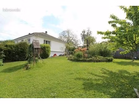 maison 7 pièces 110 m²