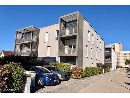 appartement 6 pièces 173 m²
