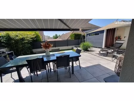 maison accolée. 4 pièce. 93m²