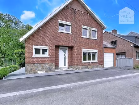 villa à louer à sentier des piétons 25 ressaix (vbe20696)