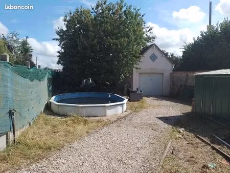 bel maison180m2 avec garage  piscine . / au calme 25mn chartres / orléans