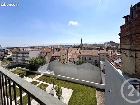appartement 3 pièces 69 m²